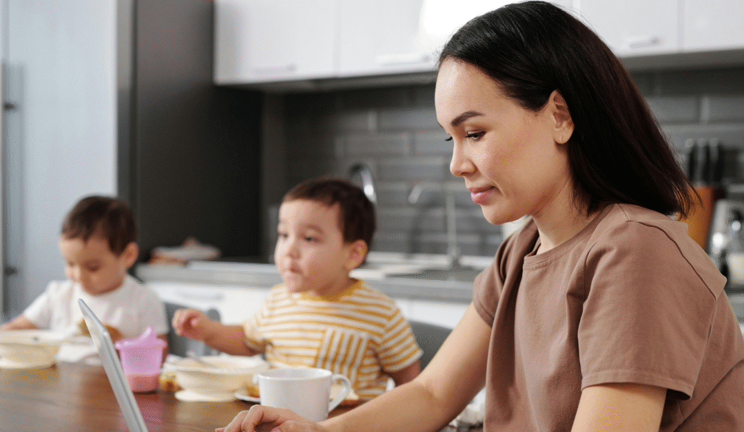 What Is a Remote Executive Assistant? Top 5 Benefits Of Hiring One